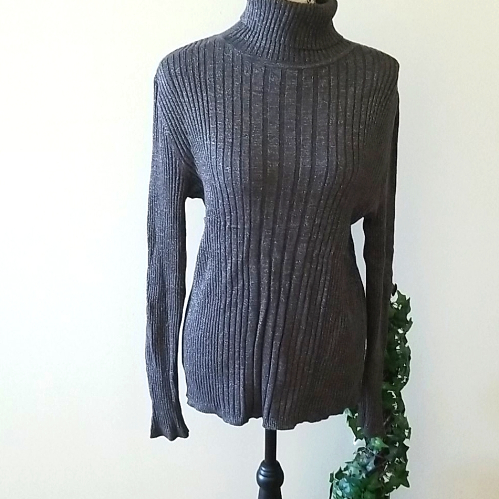 Silver and grey turtleneck